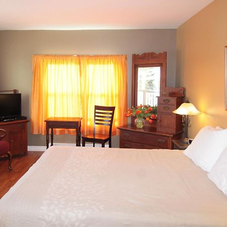 Seawind Landing Country Inn Larry's River Exterior photo