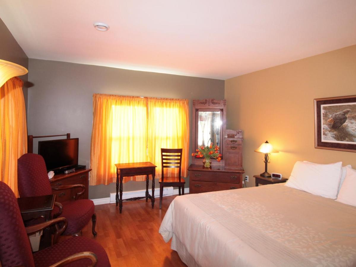 Seawind Landing Country Inn Larry's River Exterior photo