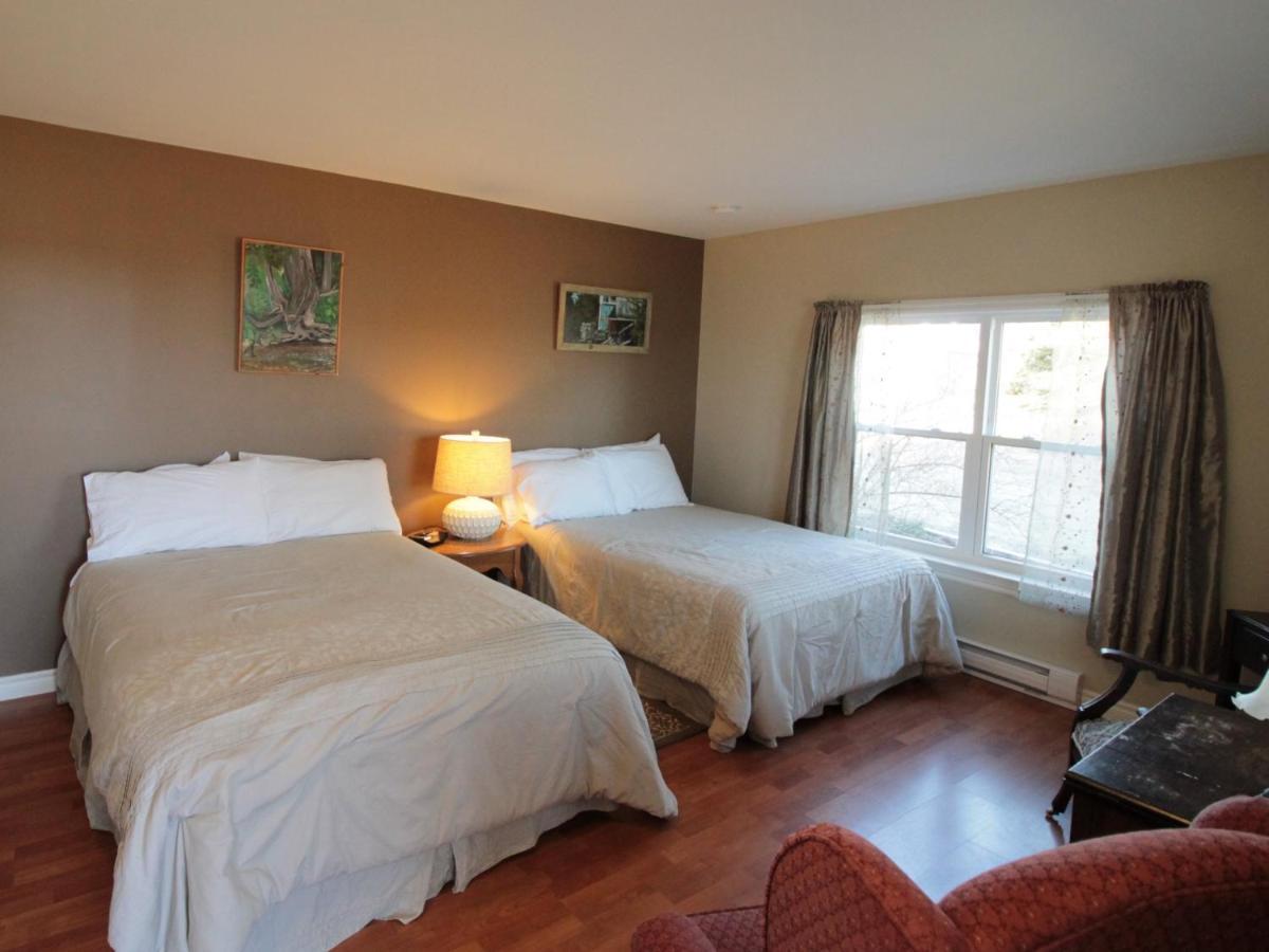 Seawind Landing Country Inn Larry's River Exterior photo